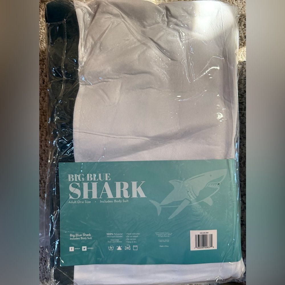 NWT Hauntlook Big Blue Shark Costume OS - Picture 2 of 7